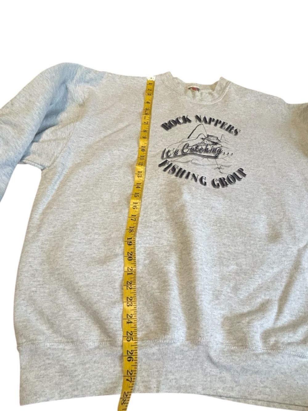 Vintage 90s Fishing Sweatshirt XL USA Fruit of the Loom Graphic - Picture 3 of 11